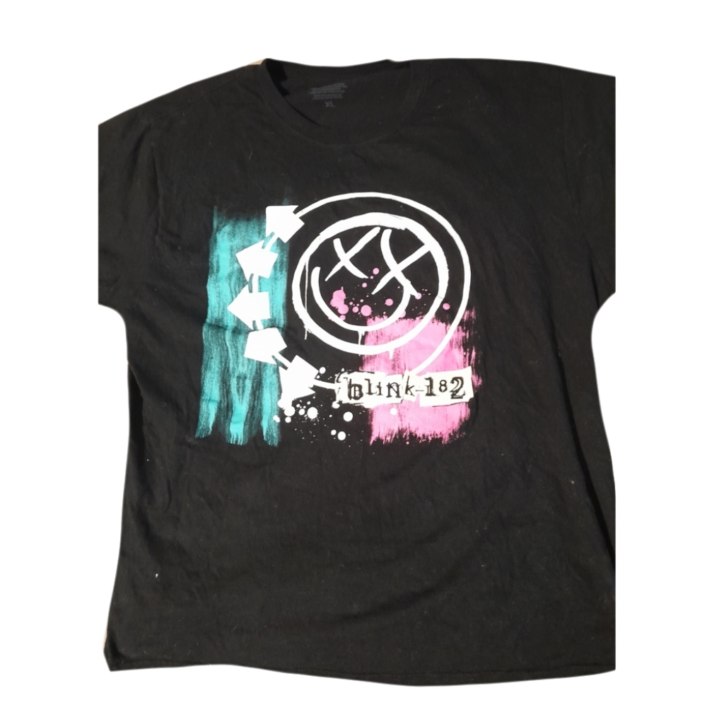 Men's Blink-182 Band Tshirt